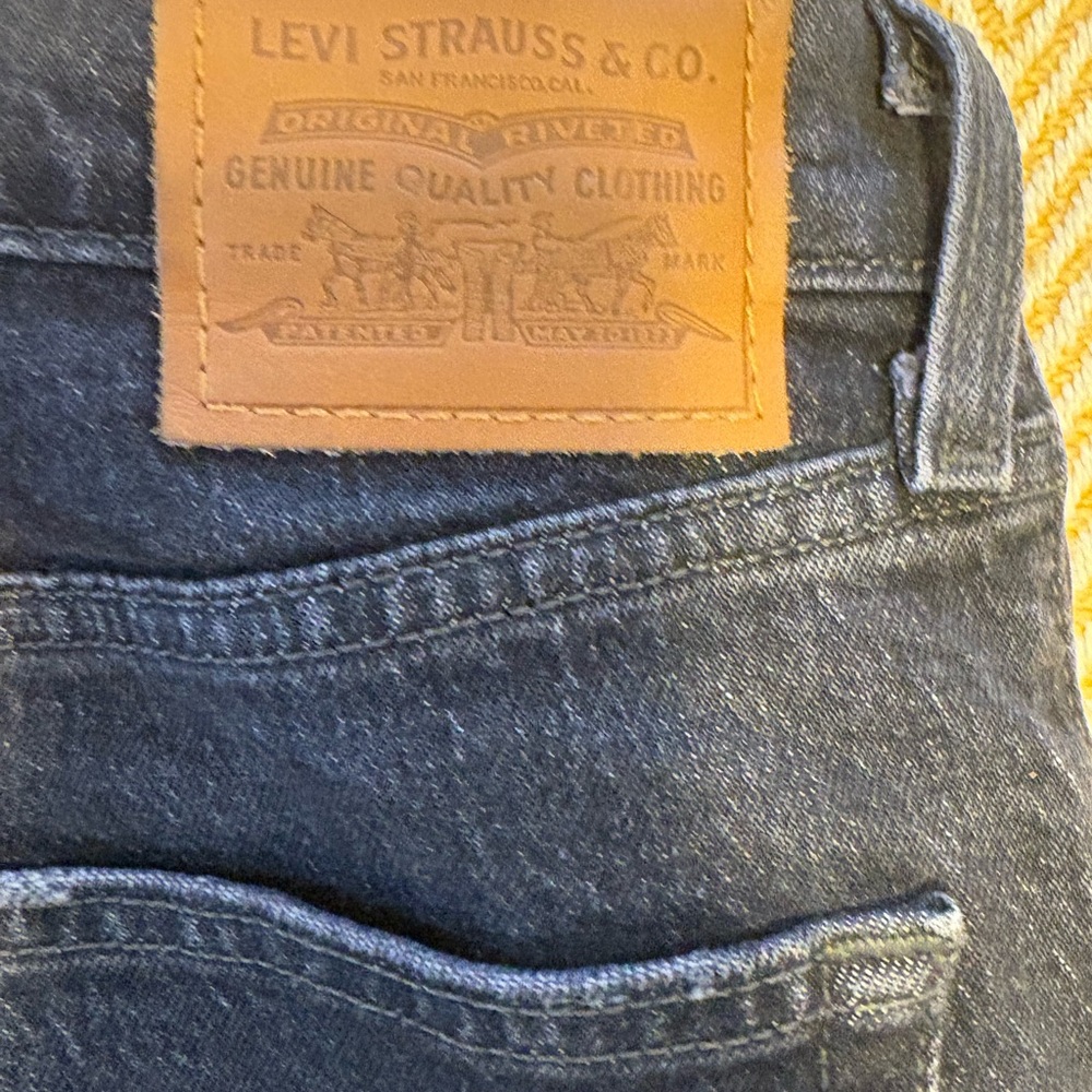 Levi Ribcage Jeans - Picture 5 of 5
